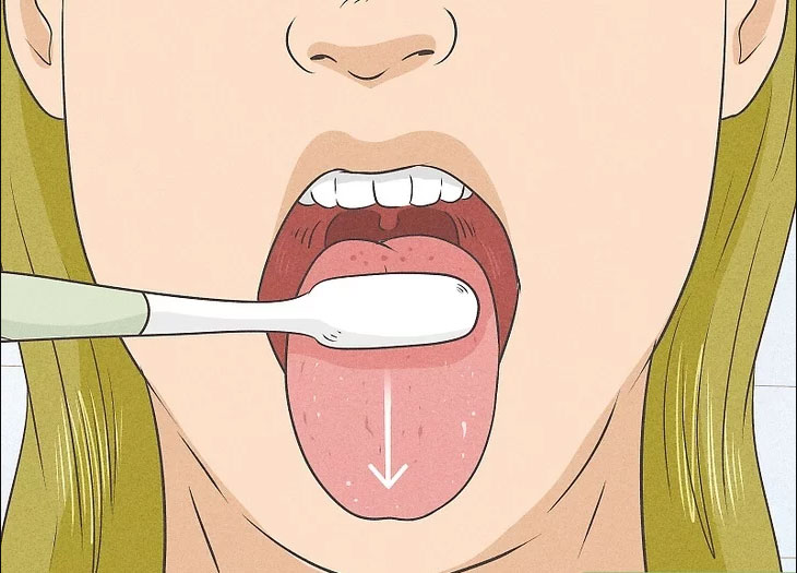 مسواک زدن زبان و رفع پلاک دندان